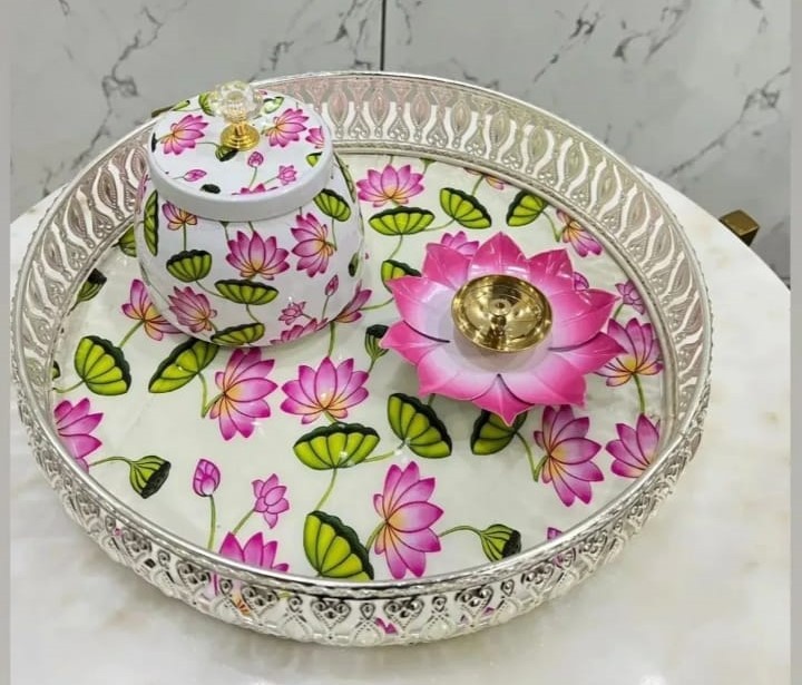 Designer Flower Tray with Container