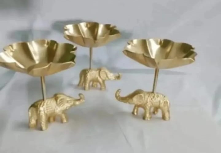 Elephant diya metal